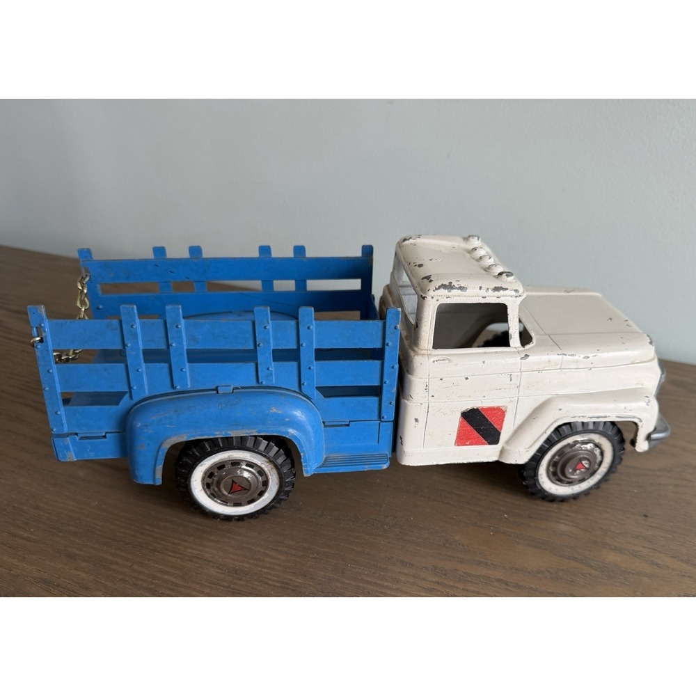 Vintage Hubley 900 Stake‎ Truck Toy Lancaster PA USA Pressed Steel Farm Truck